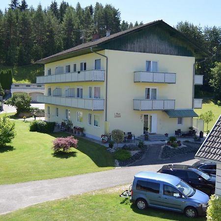 Ferienwohnungen Valerie Sankt Primus Exterior foto